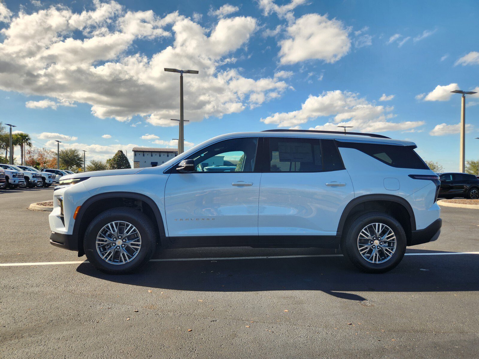 New 2026 Chevrolet Traverse LT w/ Enhanced Driving Package image 3