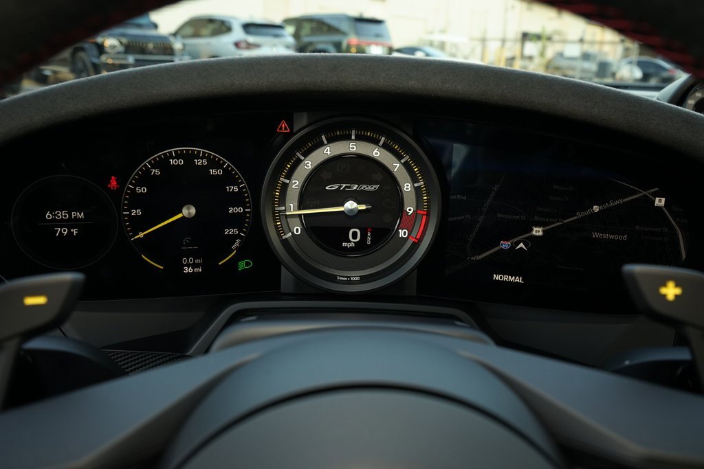 Used 2025 Porsche 911 GT3 RS image 17