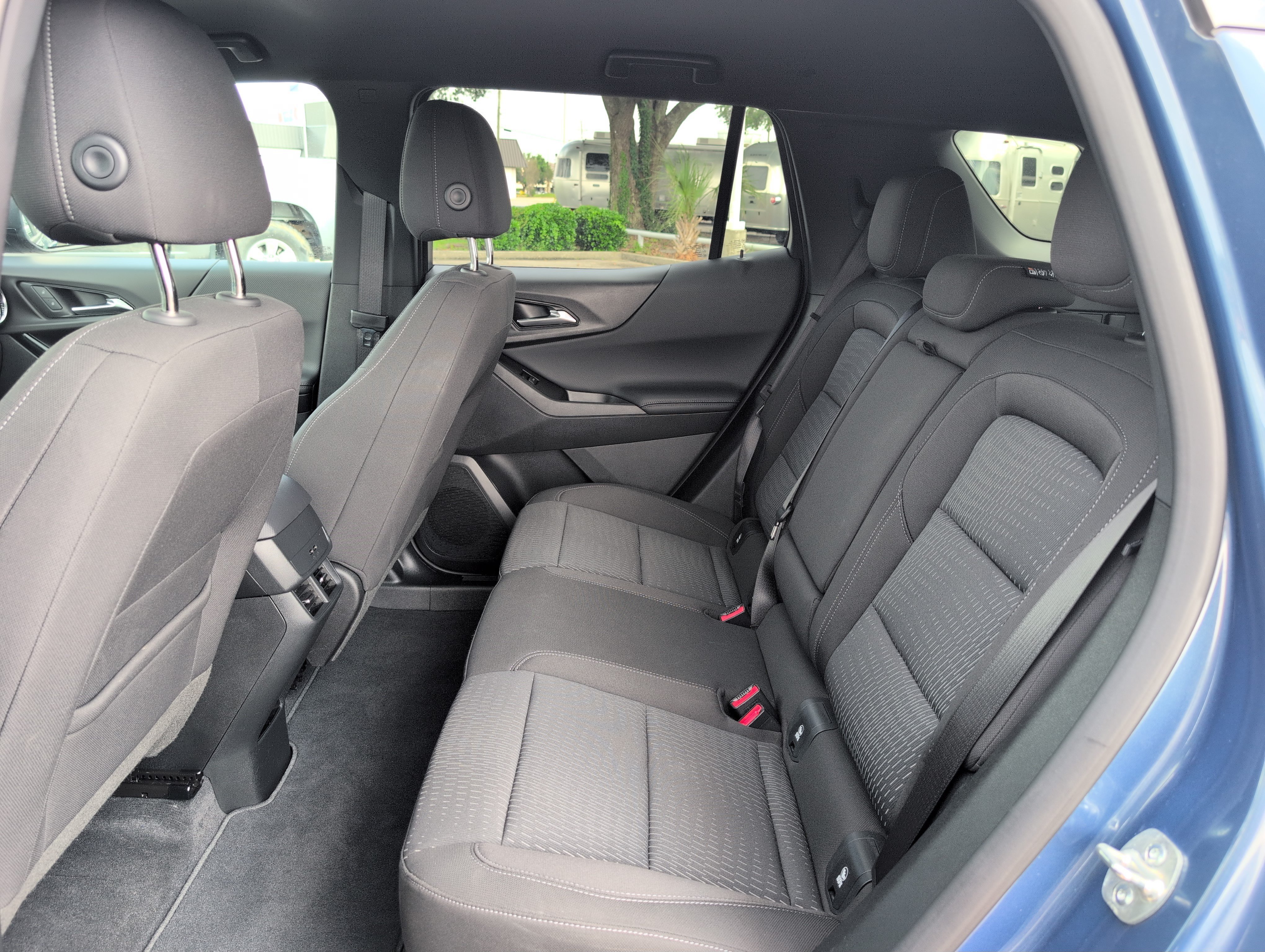 Used 2026 Chevrolet Equinox LT AWD/4WD image 31
