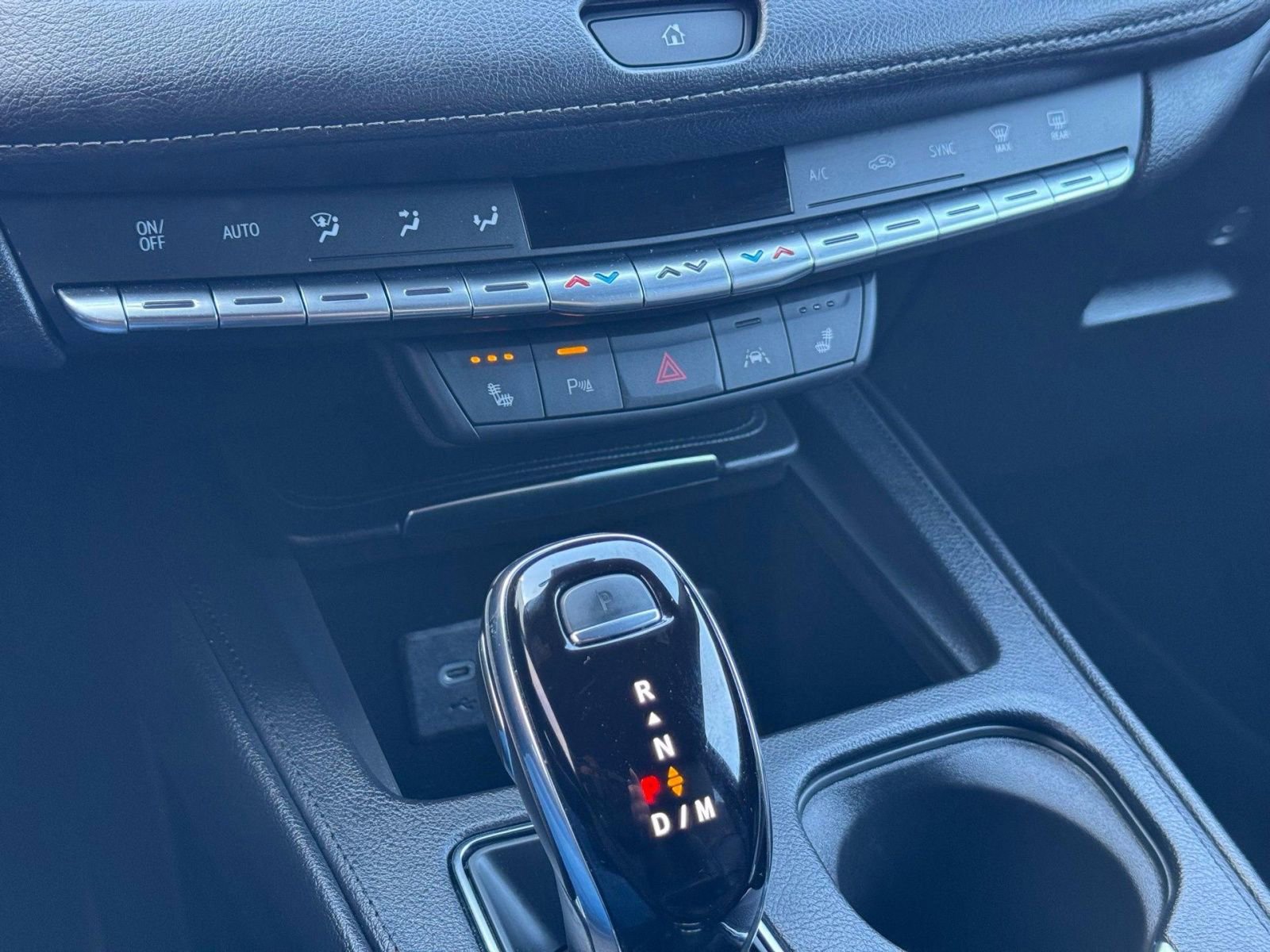 Used 2023 Cadillac XT4 Luxury w/ Driver Awareness Package image 24