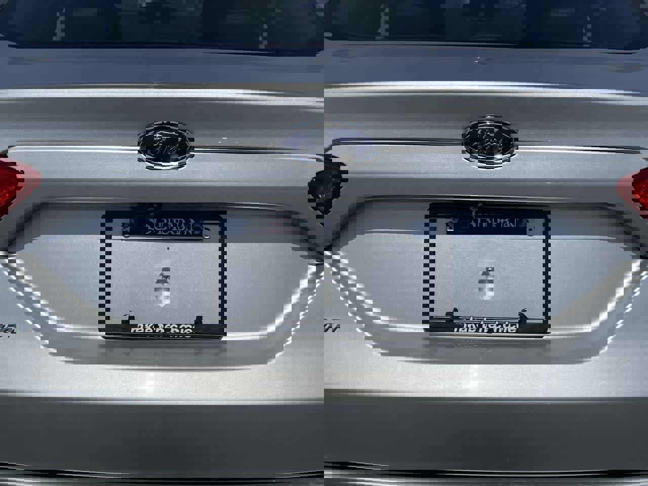 Used 2016 Ford Fusion SE w/ Equipment Group 202A image 39