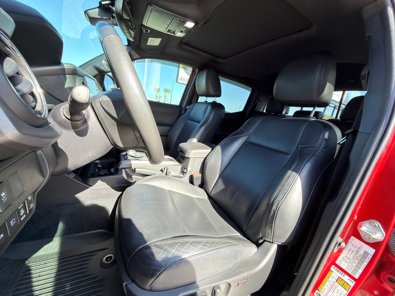 Used 2022 Toyota Tacoma TRD Sport w/ TRD Premium Sport Package image 13