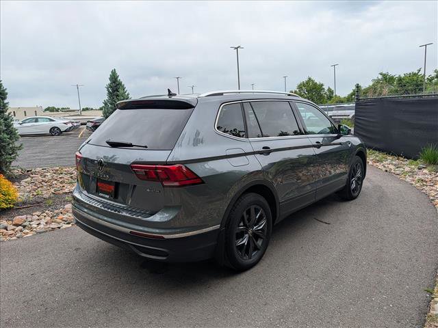 Used 2023 Volkswagen Tiguan SE w/ Panoramic Sunroof Package AWD/4WD image 5