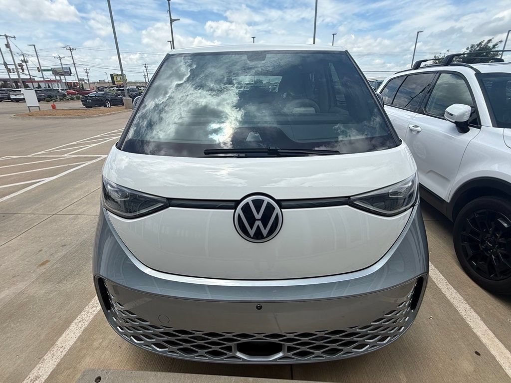 Certified 2025 Volkswagen ID. Buzz 1st Edition RWD image 2