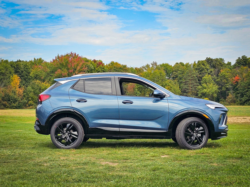 New 2026 Buick Encore GX Sport Touring AWD/4WD image 2