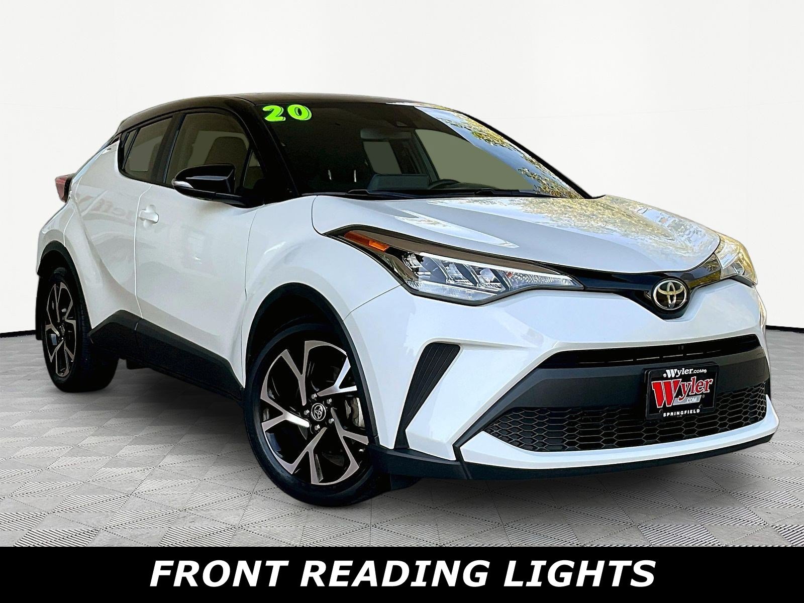 Used 2020 Toyota C-HR XLE FWD image 3