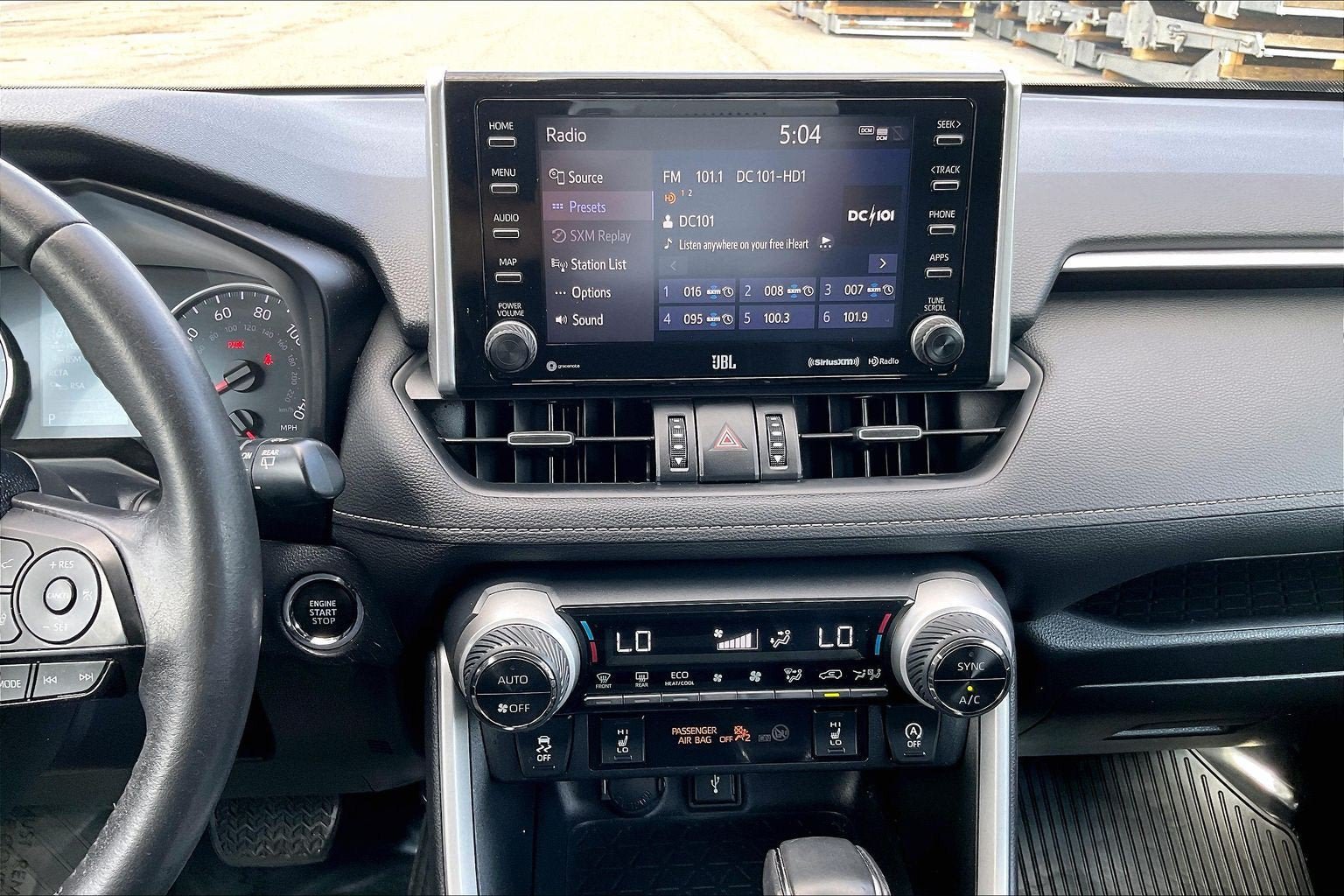 Used 2020 Toyota RAV4 XLE Premium AWD/4WD image 6
