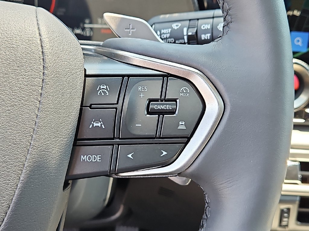 Used 2025 Lexus RX 350 Premium w/ Accessory Package (K3) AWD/4WD image 24