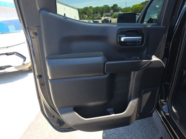Used 2021 Chevrolet Silverado 1500 Custom Trail Boss AWD/4WD image 27