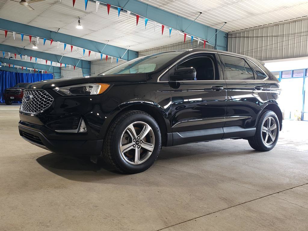 Used 2024 Ford Edge SEL w/ Convenience Package AWD/4WD image 8