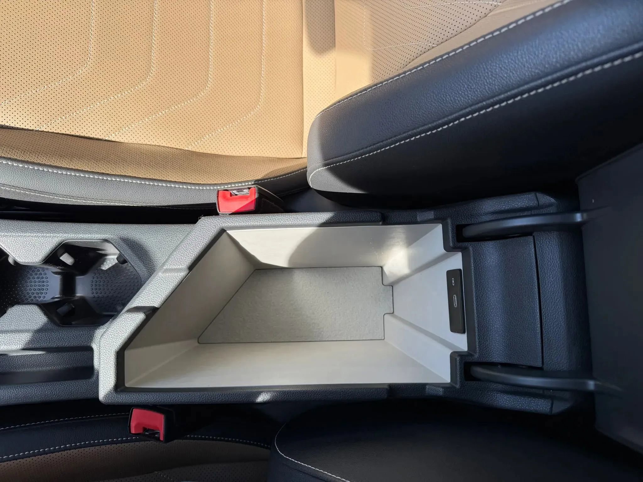 Used 2021 Volkswagen Jetta SEL Premium image 31