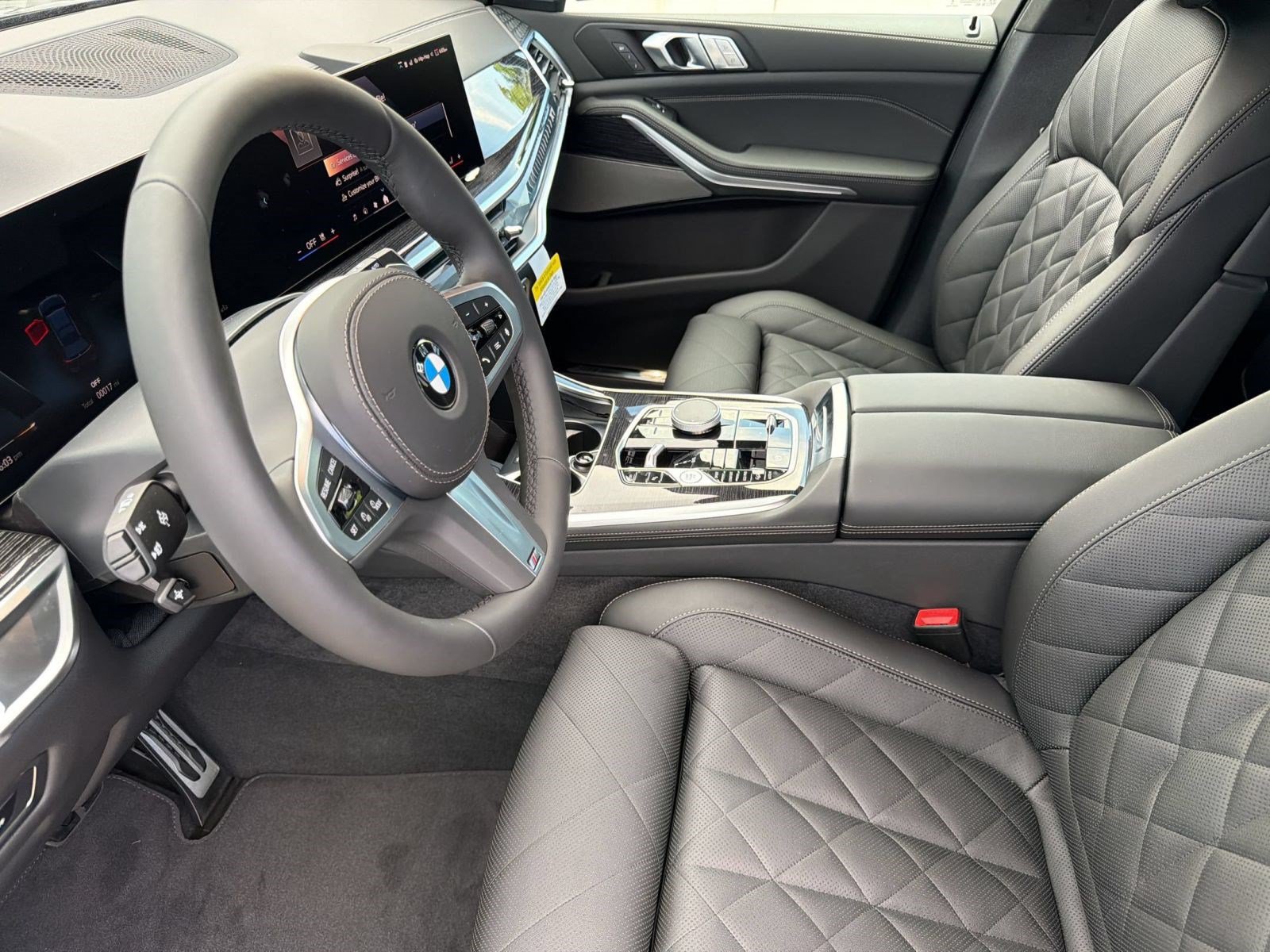 New 2027 BMW X7 xDrive40i w/ M Sport Package AWD/4WD image 4