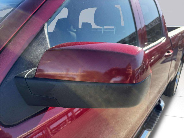 Used 2018 Chevrolet Silverado 1500 LT w/ All Star Edition AWD/4WD image 13