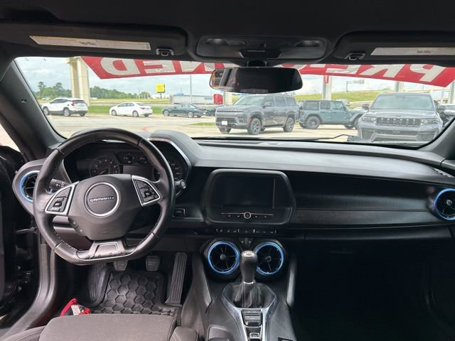 Used 2018 Chevrolet Camaro LS RWD image 32