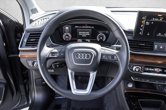 Used 2023 Audi Q5 2.0T Premium Plus AWD/4WD image 13