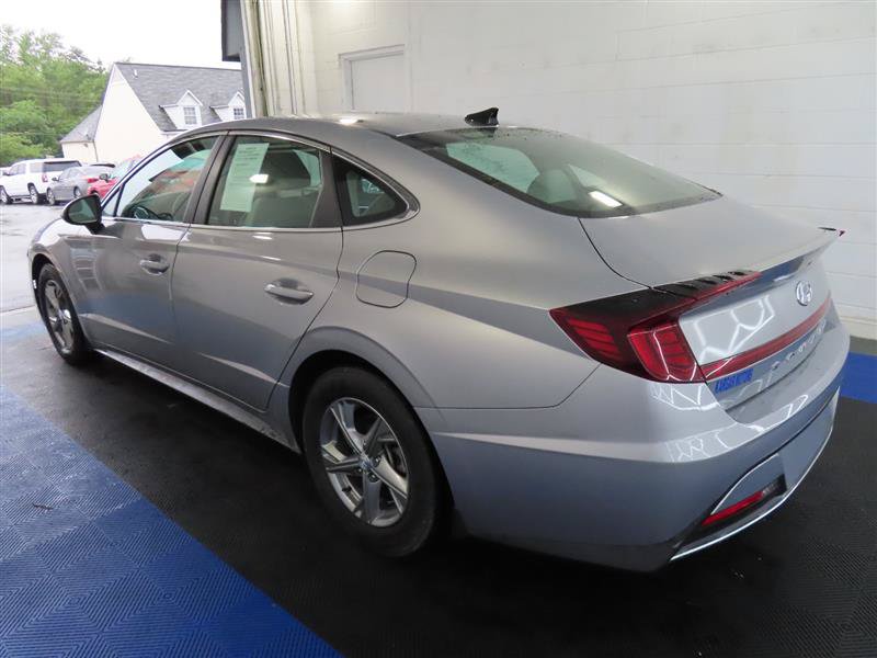 Used 2023 Hyundai Sonata SE w/ Preferred Accessory Package FWD image 10