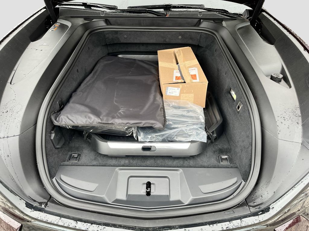 Certified 2025 Cadillac Escalade IQ Sport 2 w/ LPO, ONYX Package image 35