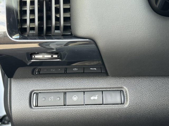 New 2026 Nissan Pathfinder SV AWD/4WD image 10