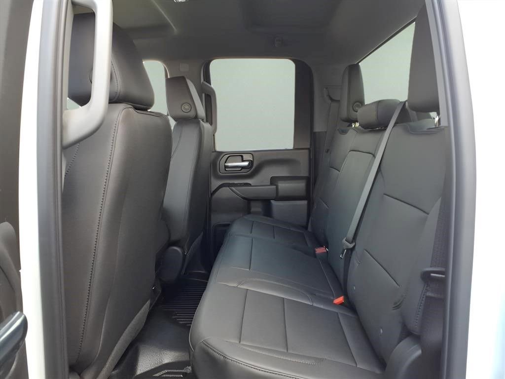 New 2025 GMC Sierra 2500 Pro w/ Convenience Package AWD/4WD image 7