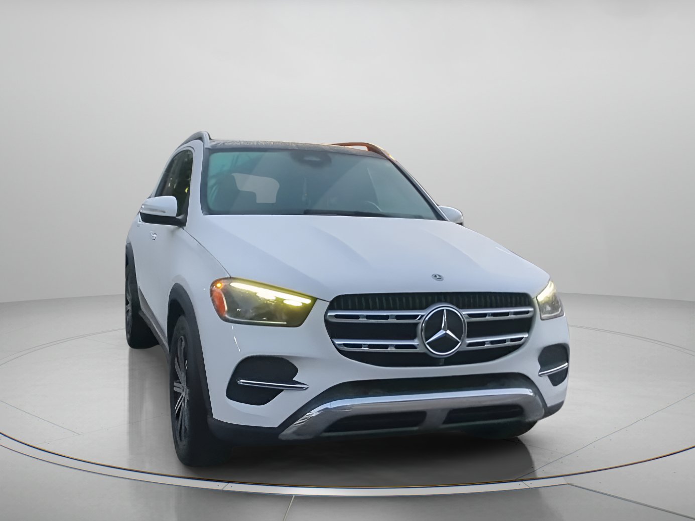 Used 2024 Mercedes-Benz GLE 350 4MATIC image 5