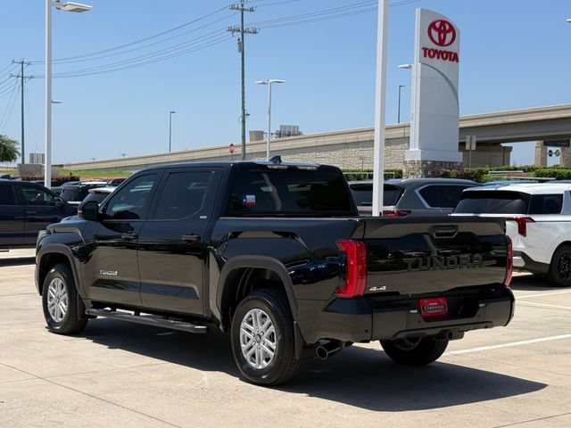 Used 2026 Toyota Tundra SR5 w/ SR5 Convenience Package AWD/4WD image 4
