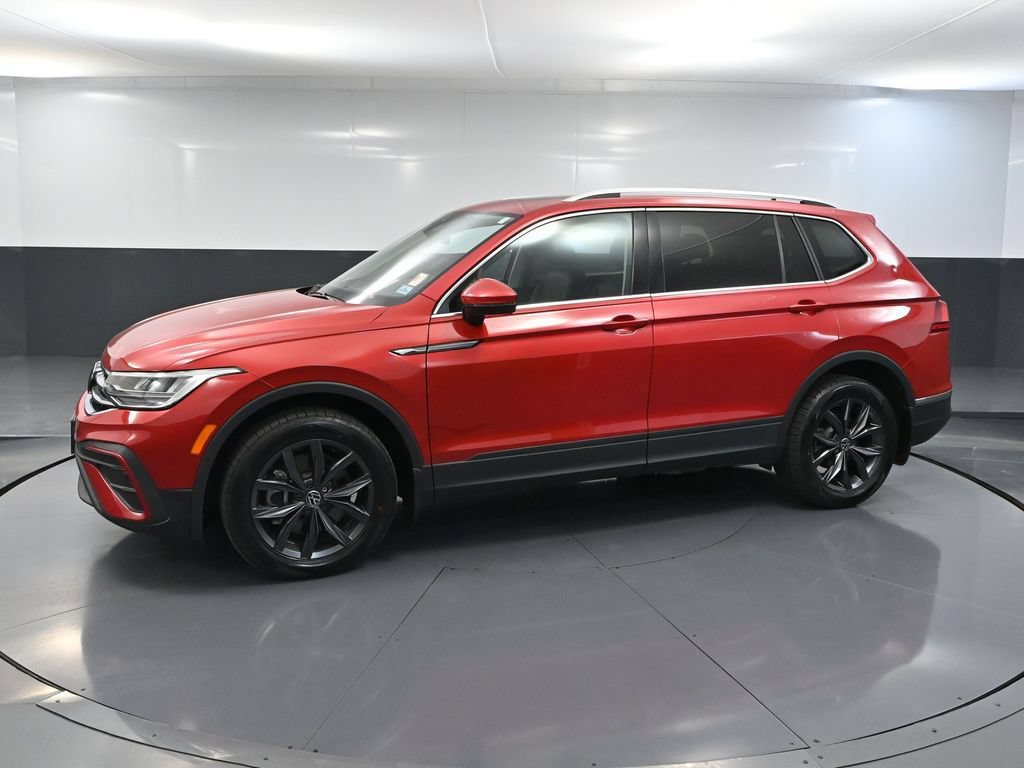 Used 2023 Volkswagen Tiguan SE AWD/4WD image 10