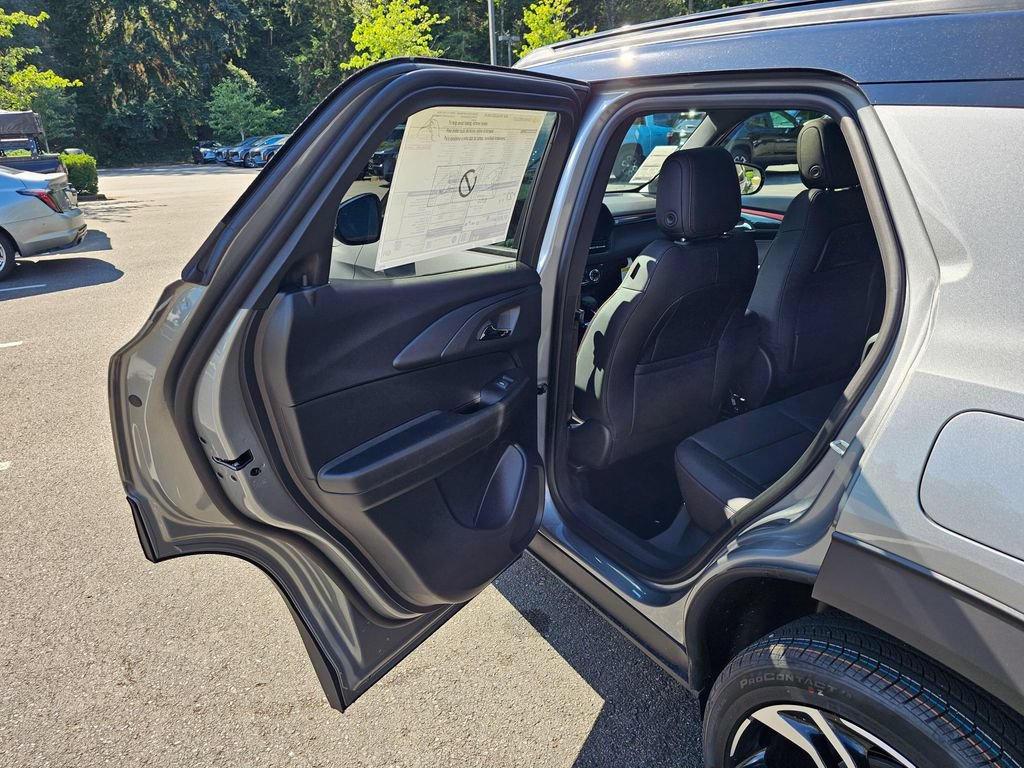 New 2026 Chevrolet TrailBlazer RS w/ Convenience Package AWD/4WD image 15