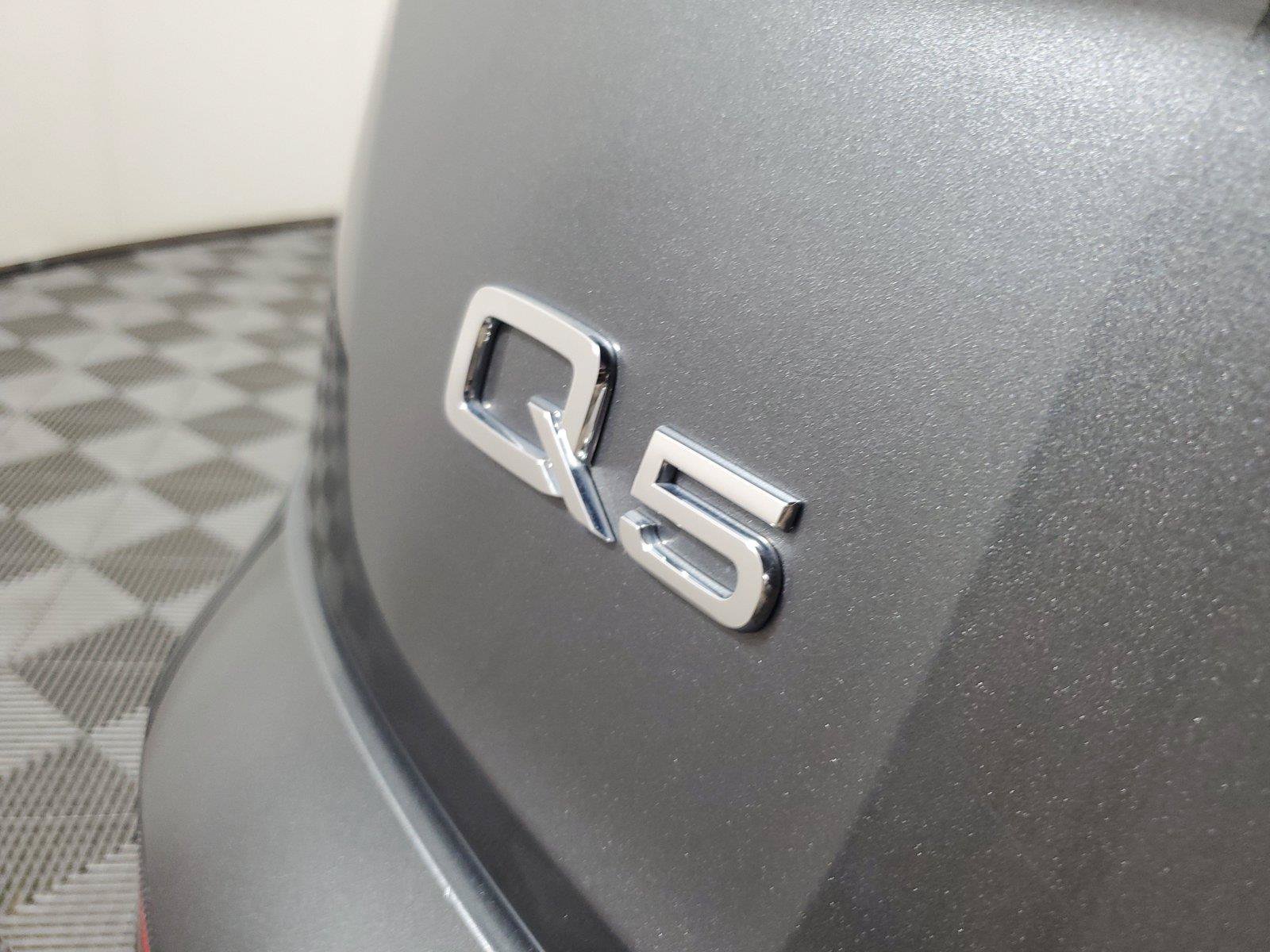 Used 2023 Audi Q5 2.0T Premium Plus w/ Premium Plus Package AWD/4WD image 8