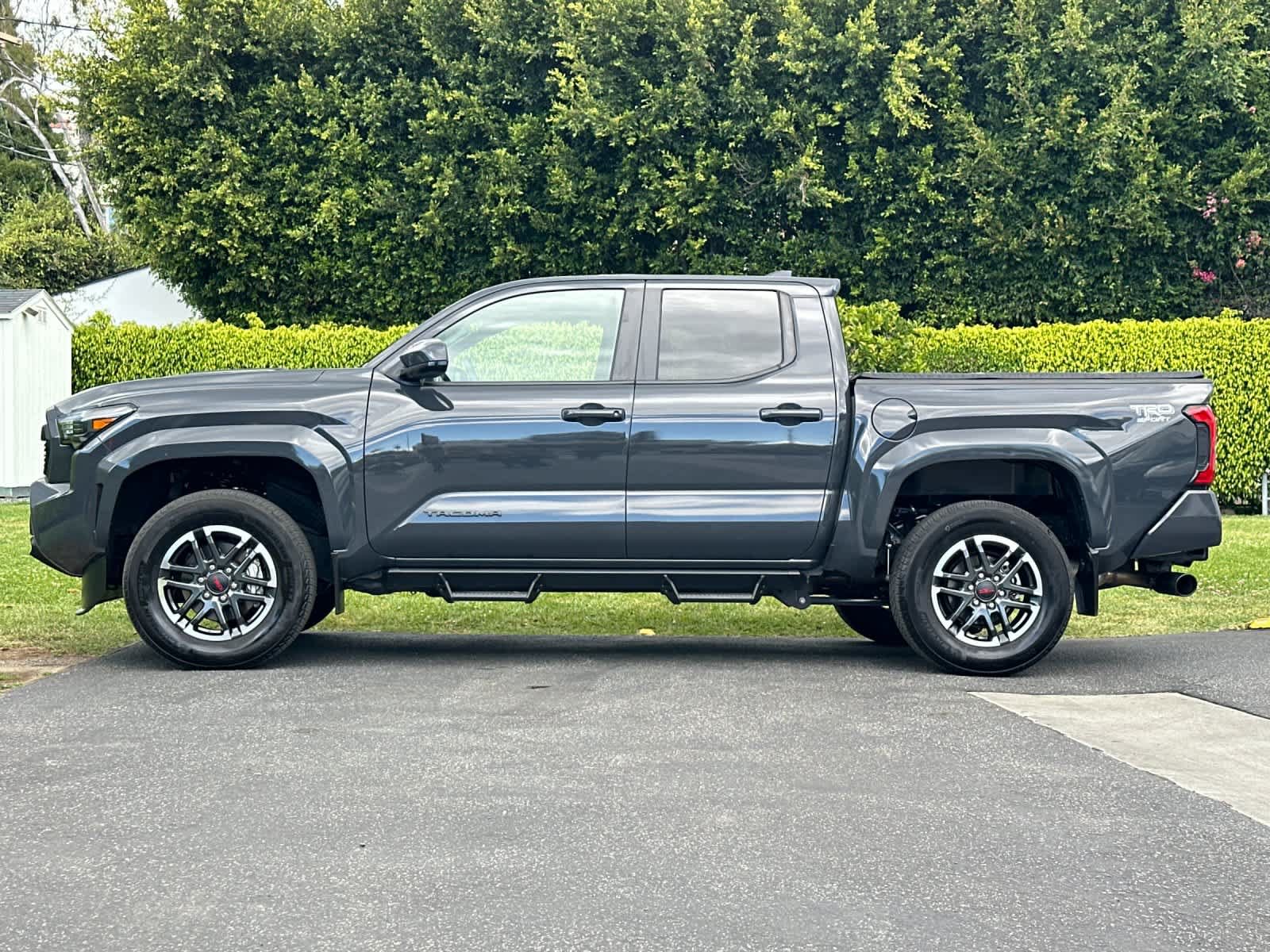 Used 2024 Toyota Tacoma TRD Sport RWD image 2
