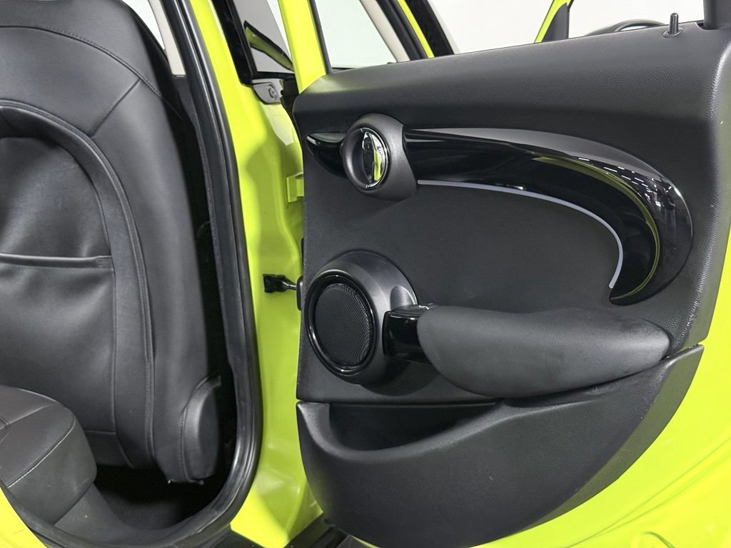 Certified 2024 MINI Cooper S FWD image 29