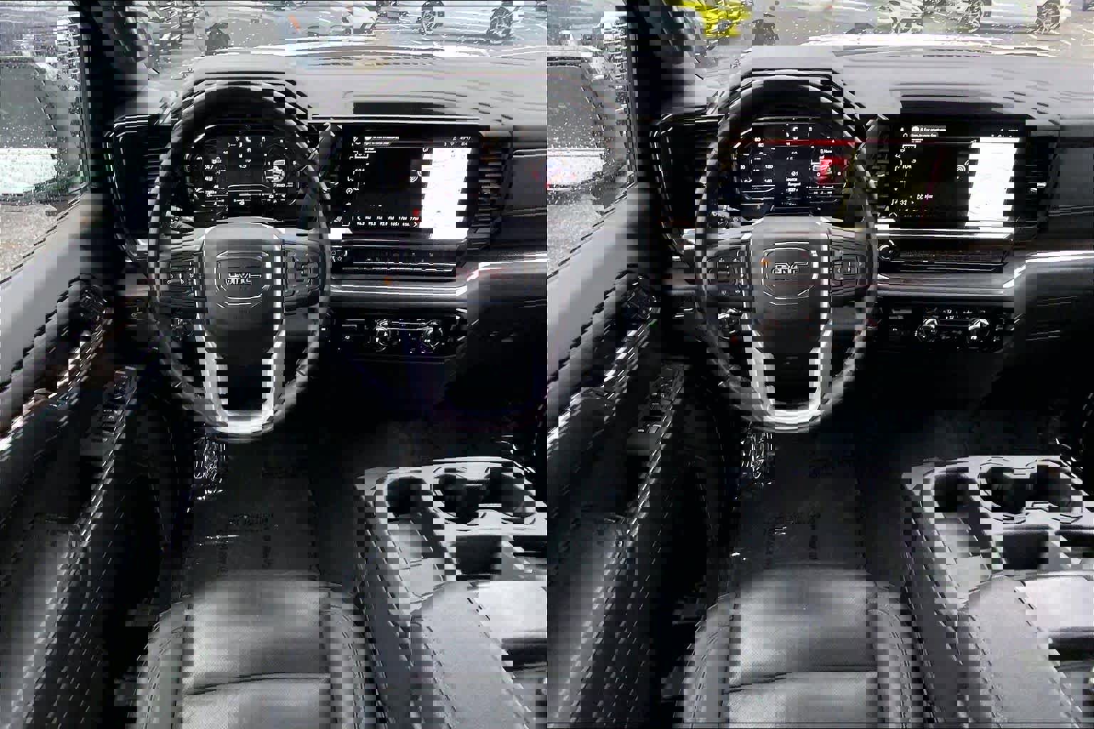 Used 2025 GMC Sierra 1500 SLT image 5
