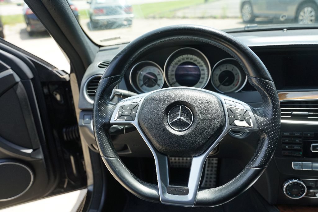 Used 2012 Mercedes-Benz C 300 4MATIC Sedan image 12
