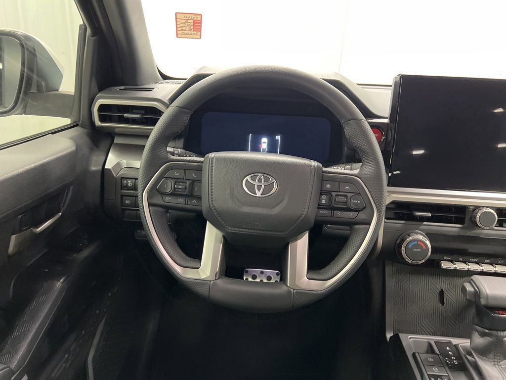 Used 2025 Toyota Tacoma TRD Sport image 14