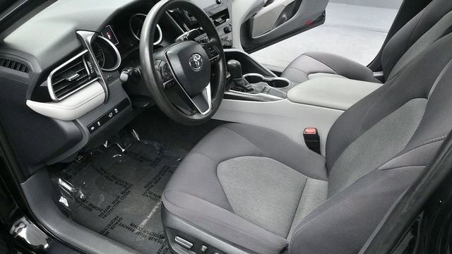 Used 2023 Toyota Camry LE FWD image 9