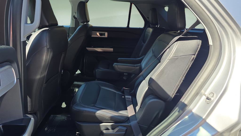 Used 2021 Ford Explorer Limited w/ Hybrid Equipment Group 310A image 27