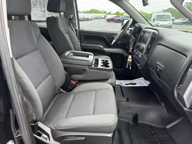 Used 2017 Chevrolet Silverado 1500 LT w/ Midnight Edition AWD/4WD image 14