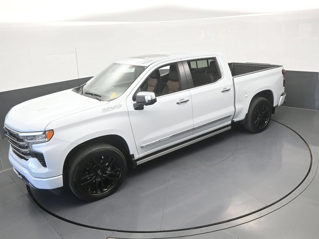 Used 2026 Chevrolet Silverado 1500 High Country w/ Technology Package AWD/4WD image 64