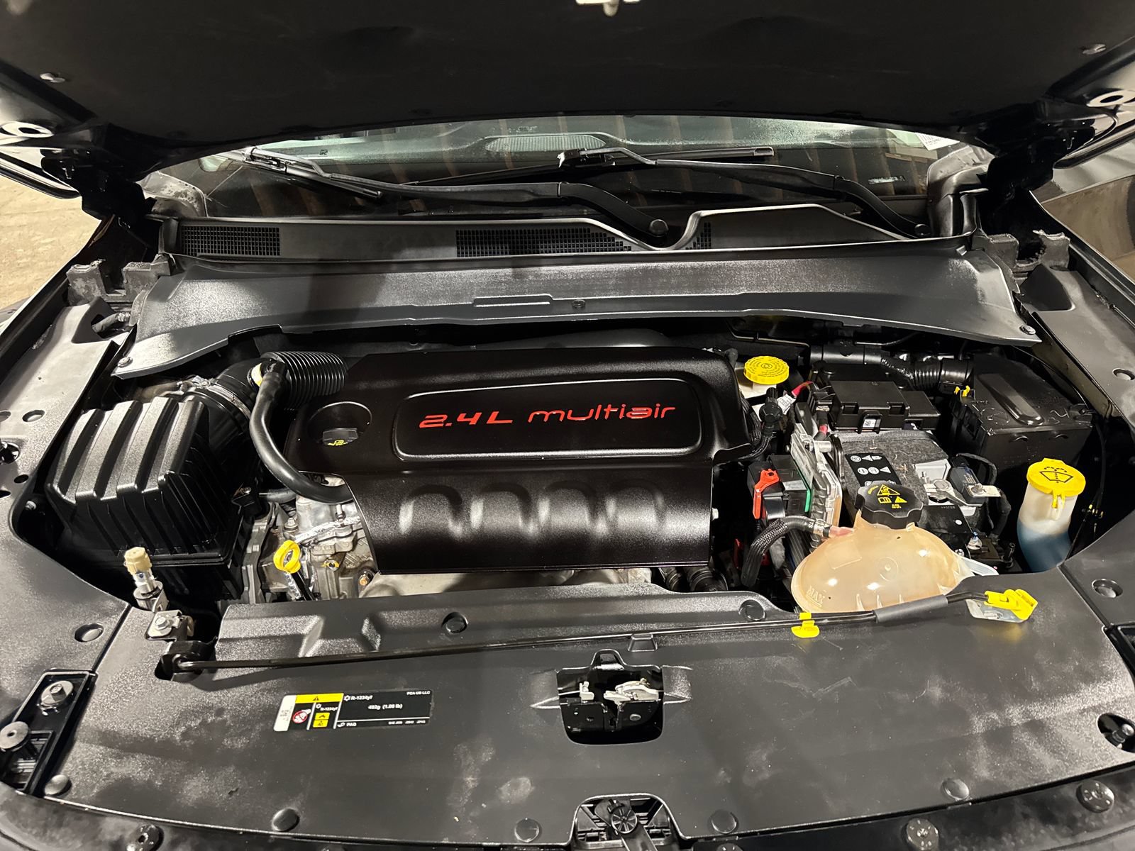 Used 2018 Jeep Compass Sport w/ Cold Weather Group AWD/4WD image 28