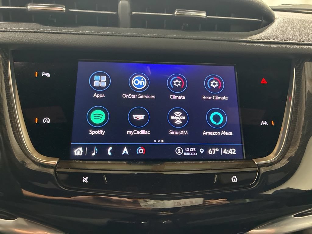 Used 2024 Cadillac XT6 Sport w/ LPO, Floor Liner Package AWD/4WD image 18