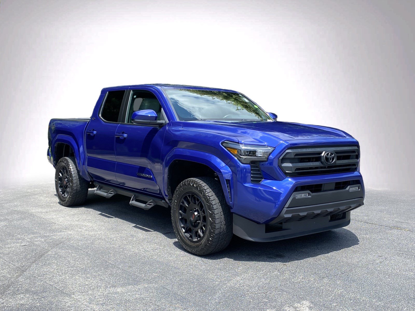 Used 2025 Toyota Tacoma SR5 RWD video 2
