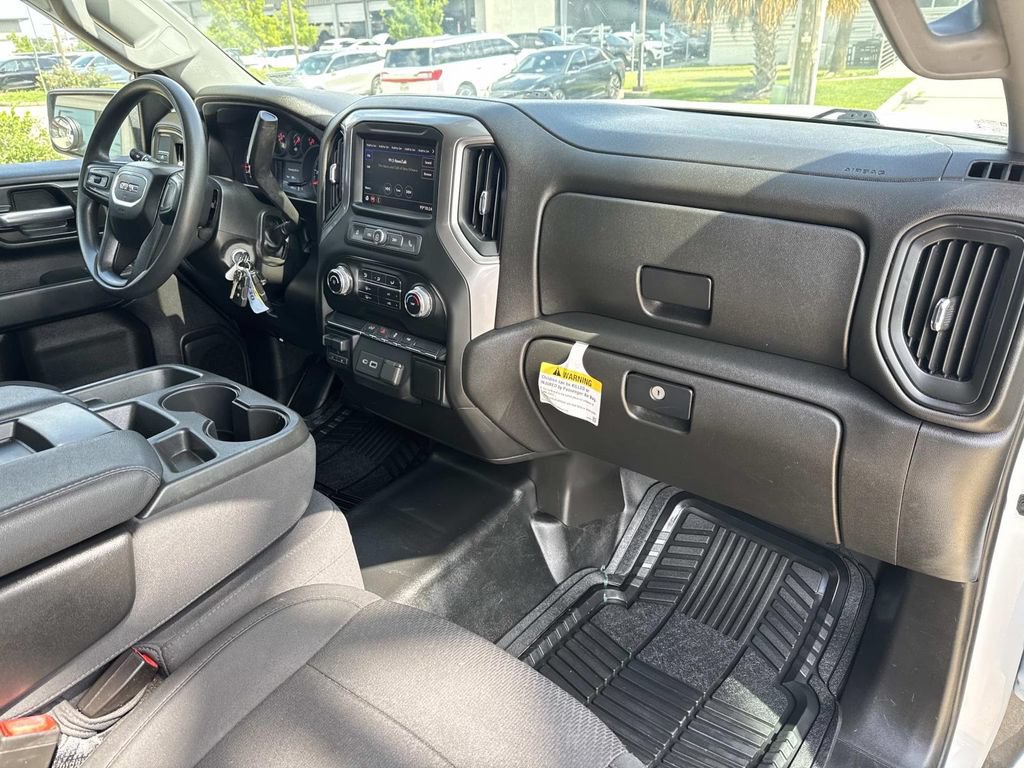 Used 2022 GMC Sierra 2500 Pro w/ Convenience Package RWD image 15