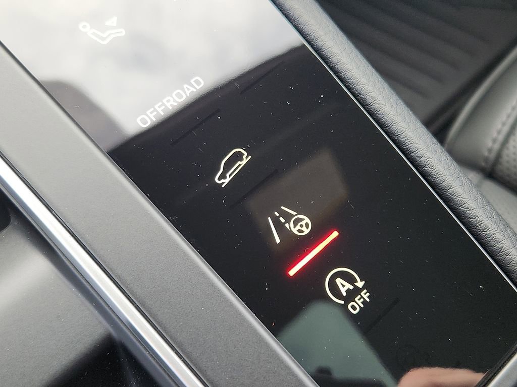 New 2026 Porsche Macan S image 19