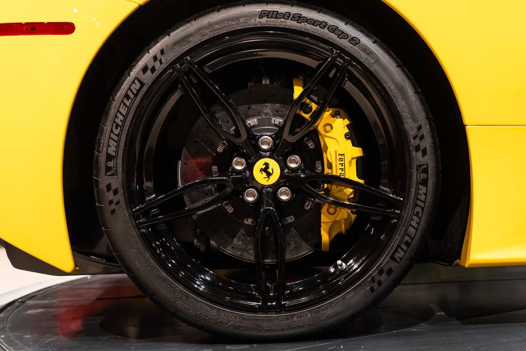 Used 2015 Ferrari 458 Speciale A image 16