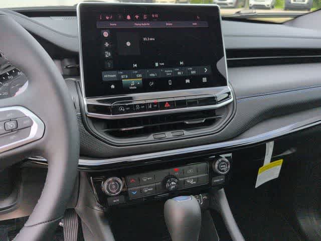 New 2026 Jeep Compass Latitude AWD/4WD image 27
