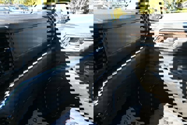 Used 2023 GMC Sierra 1500 Elevation image 28