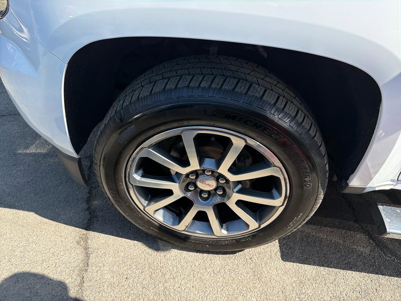 Used 2018 GMC Canyon Denali image 13