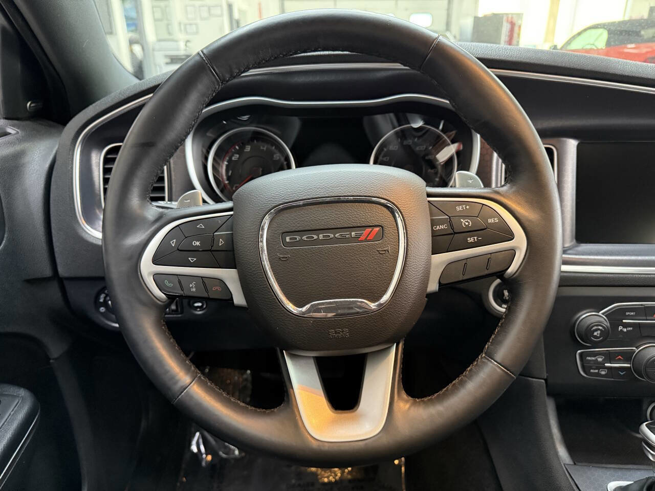 Used 2015 Dodge Charger R/T w/ Plus Group RWD image 21
