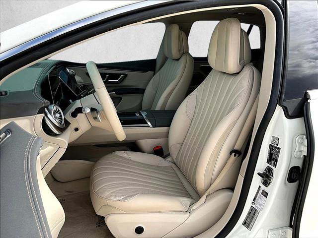 Used 2022 Mercedes-Benz EQS 450+ Sedan image 26