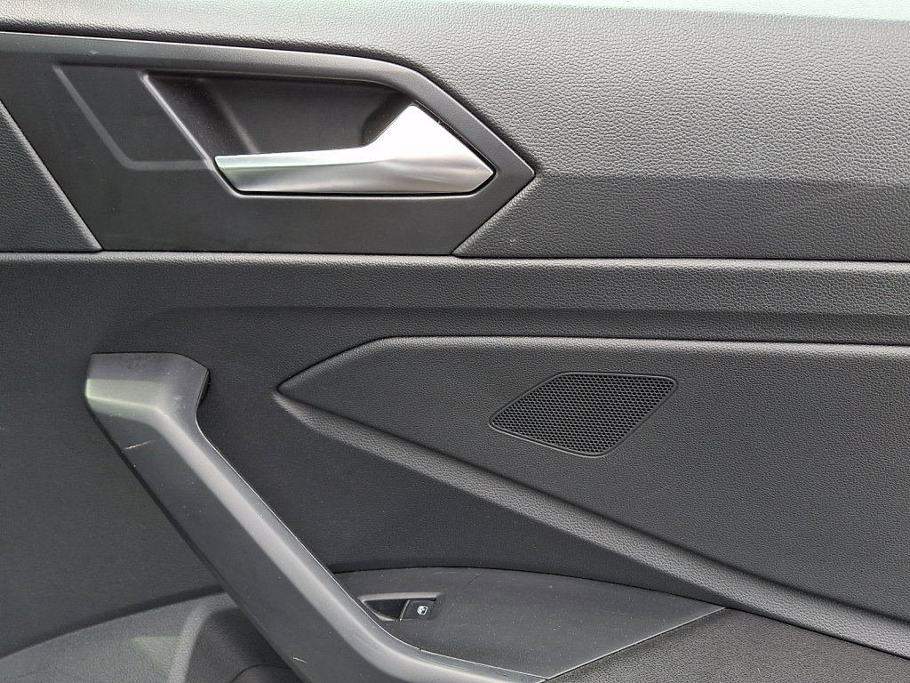 Used 2024 Volkswagen Jetta SE image 12