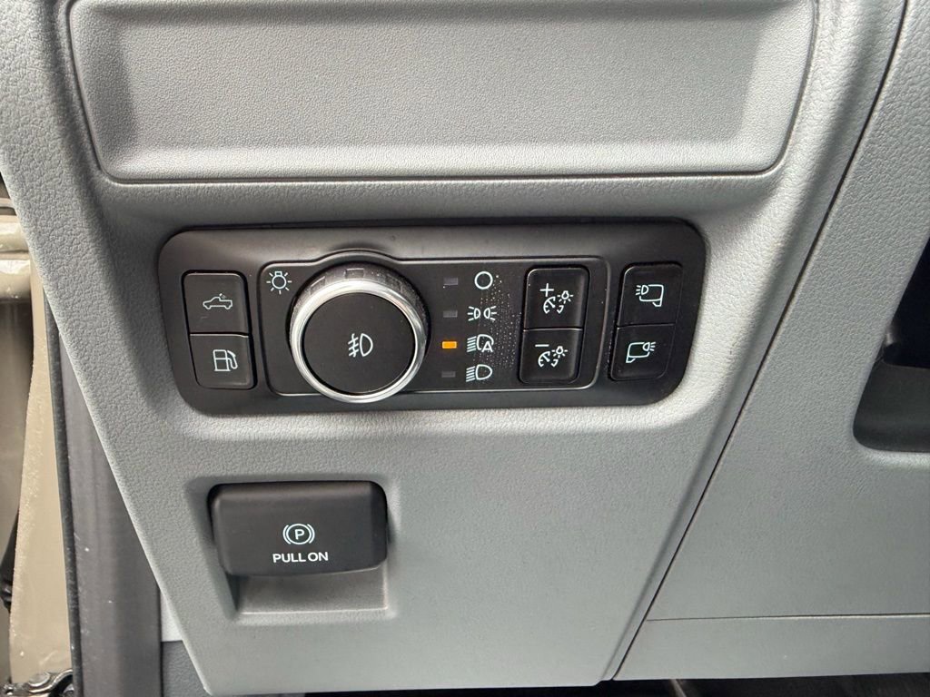 Used 2025 Ford F150 XLT w/ Equipment Group 302A MID image 10